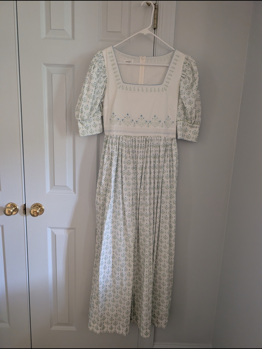 Dondolo Floral Maxi Dress with Square Neckline Size XS